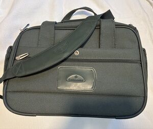 Samsonite Weekender Travel Bag Olive Green Carry On Overnight Duffel Nylon EUC